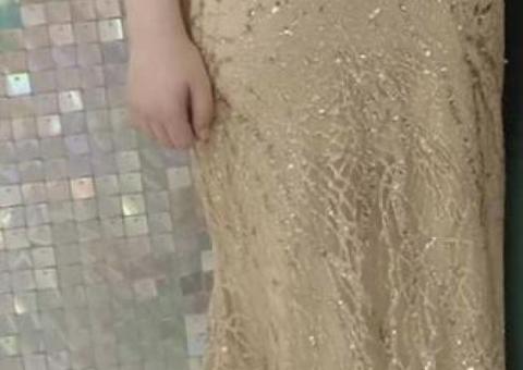 Rochie ca de lux, la un preț foarte avantajos