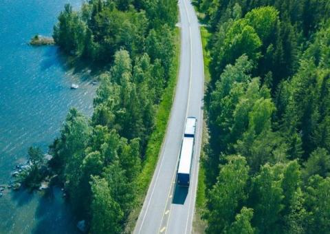 Вакансия водителя C+E — рейсы по Европе, официальное трудоустройство в Польше