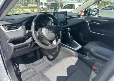 Toyota RAV4 2022 xle Full Options