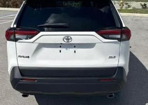 Toyota RAV4 2022 xle Full Options