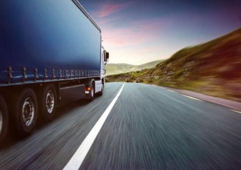 Работа для водителей в международных рейсах — высокие ставки.